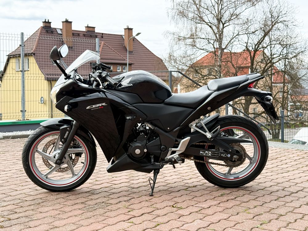 Honda CBR 250R 2012 | Lekka, szybka i gotowa na sezon!