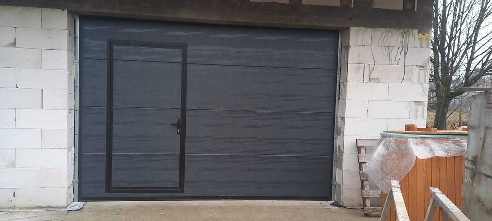 Brama Garażowa Przemysłowa Dostępne Od Ręki 300x300 PRODUCENT