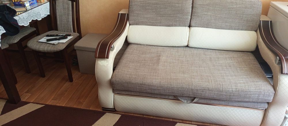 Kanapa z funkcja  spania 3 plus 2 Gratis