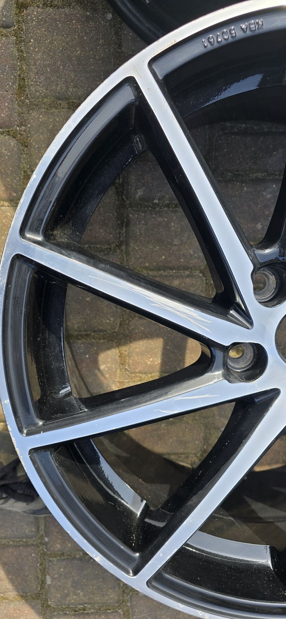 Komplet felg felgi z renault megane IV 19" 5x114.3 brok b37