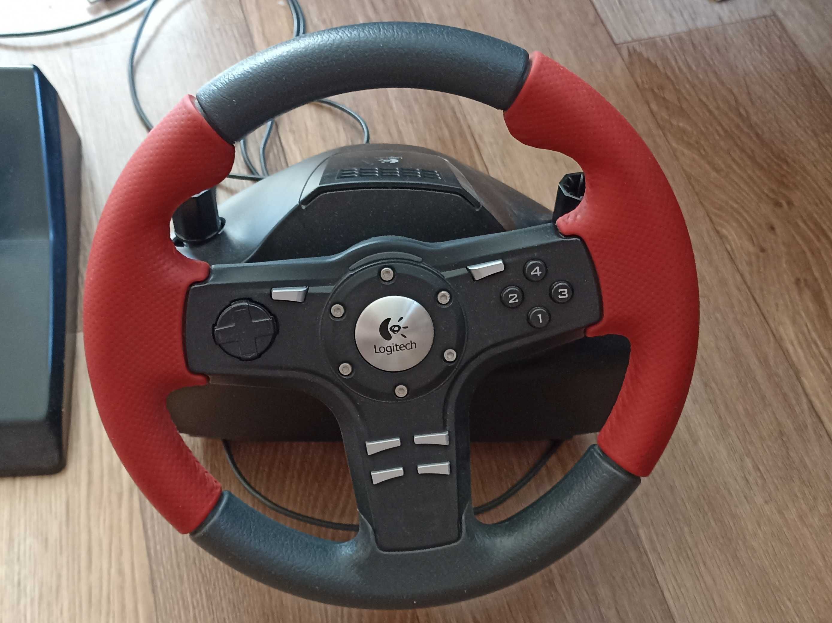 Кермо Logitech formula force ex