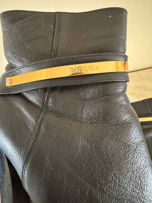 Короткі чоботи шкіряні, розмір 40