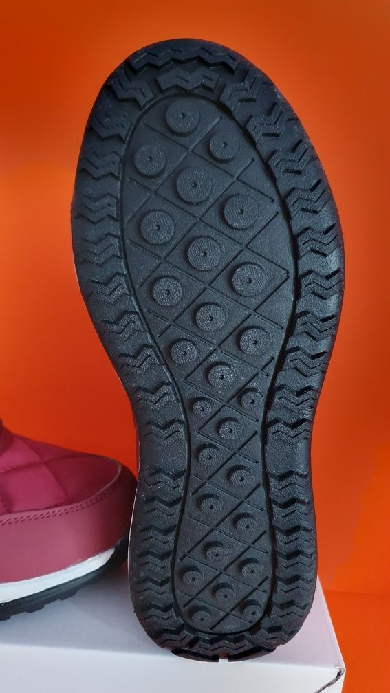 Buty nowe damskie zimowe ocieplane modne Rozmiar 37 / wkładka 24 cm