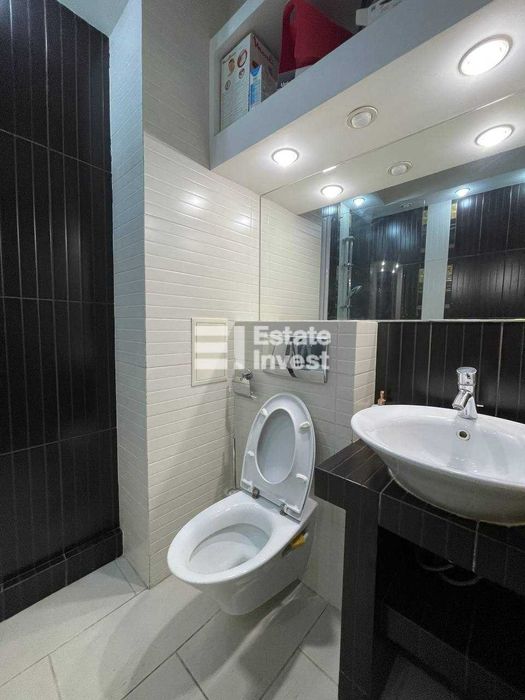 Здається 3х кімнатна квартира на проспекті Миколи Бажана