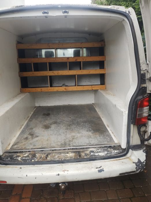 Volkswagen T5 2005, 1.9 TDi 5-osobowy