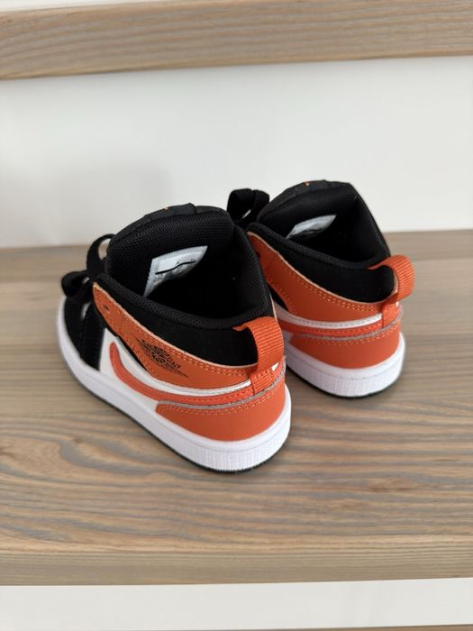 Дитячі кросівки Jordan 1