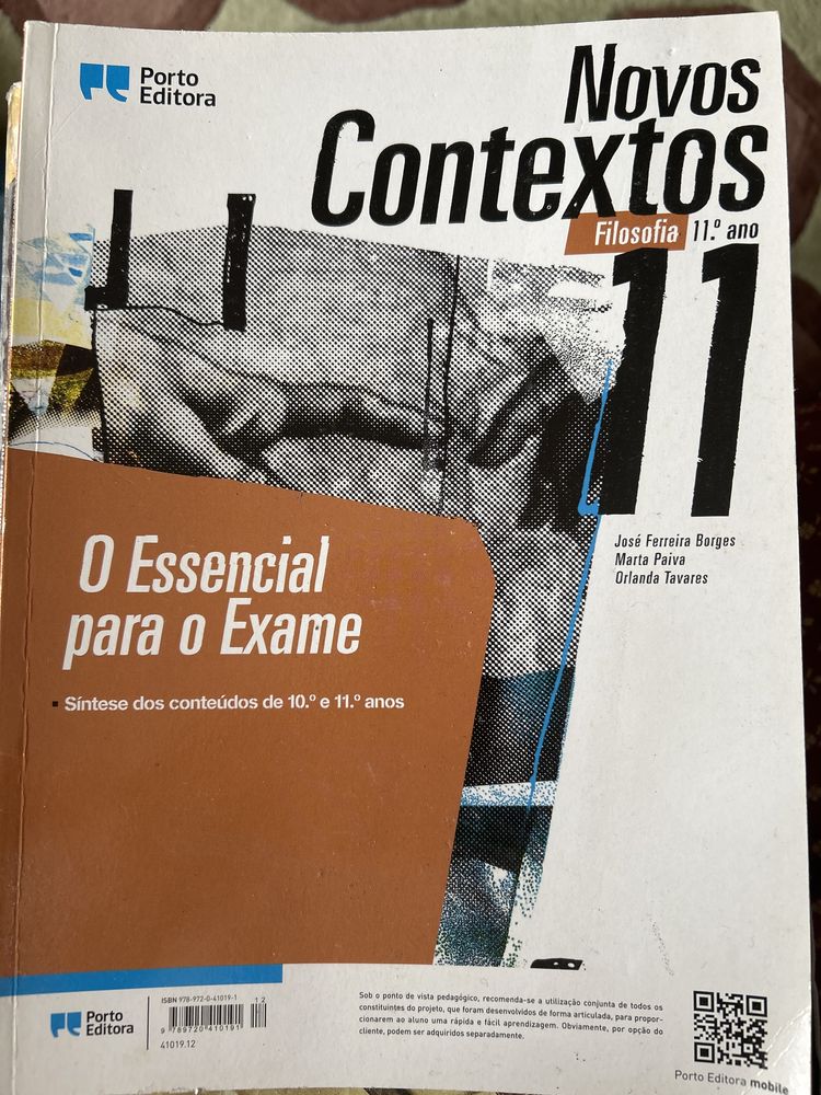 Manual Caderno do Aluno e Essencial Exame Novos Contextos 11 ano Porto