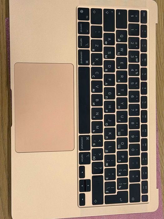 Macbook Air 13 M1 A2337 8/512gb  Gold на розборку