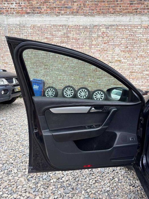 Volkswagen Passat 2012, В7, 2.0 Tdi