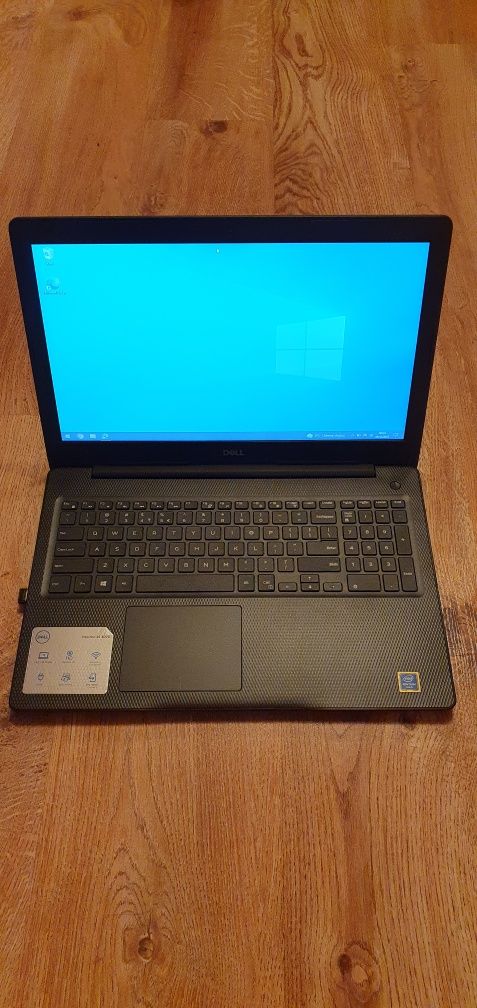 Laptop Dell Inspiron 3583 15,6 " Intel Celeron 8 GB / 1TB czarny