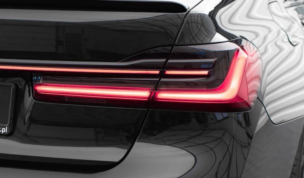 BMW 7 F01 / F02 / G11 /G12 przeróbka USA na EUR