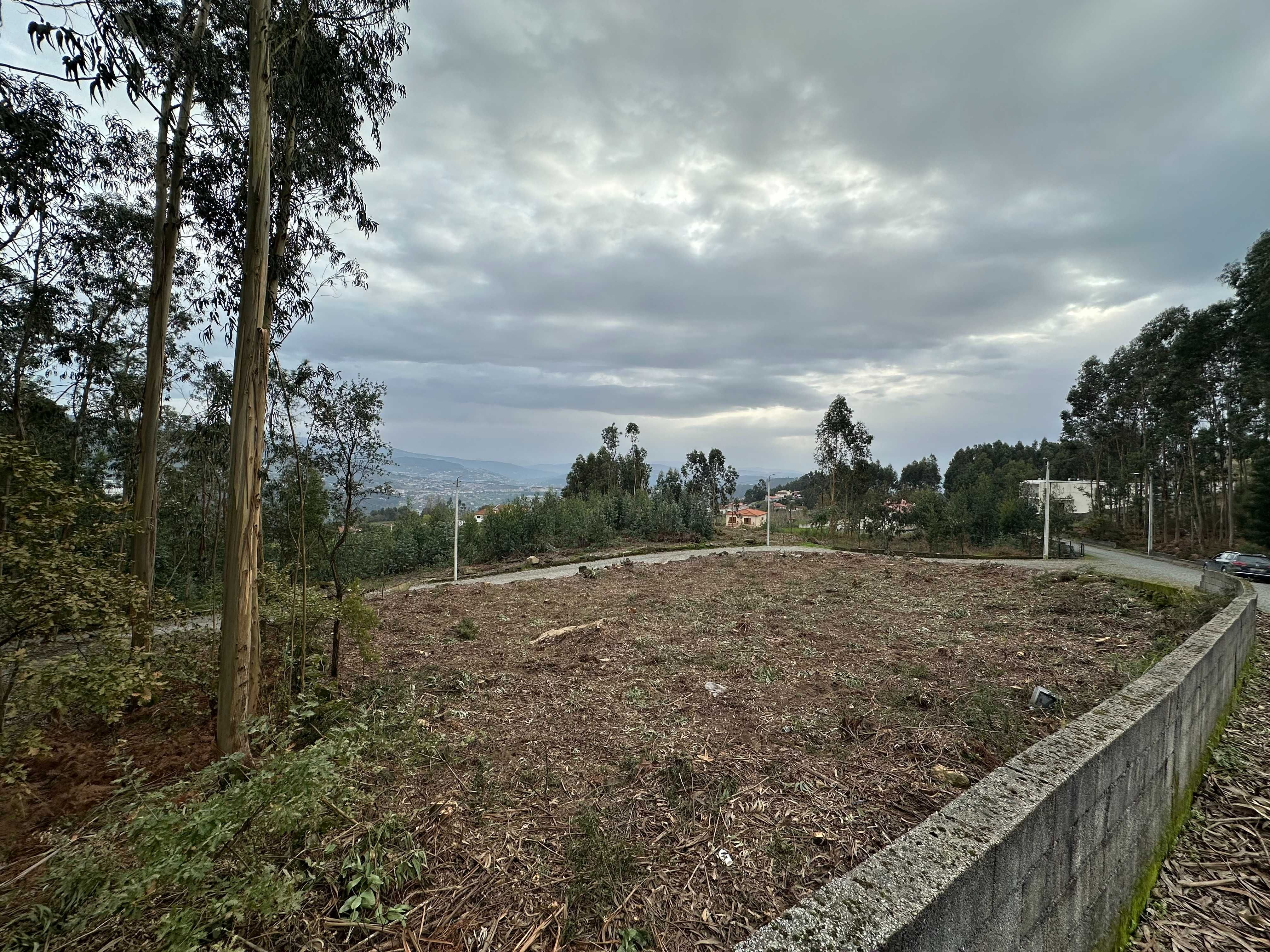 Terreno urbano para construção