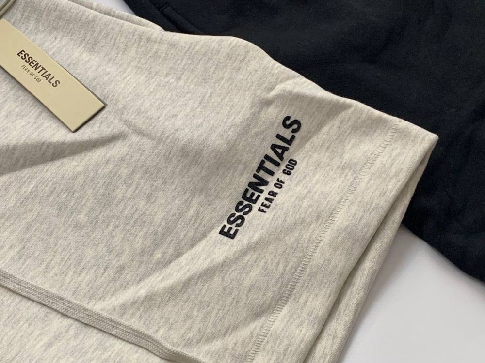 Костюм Essentials/шорти Essentials/футболка Essentials
