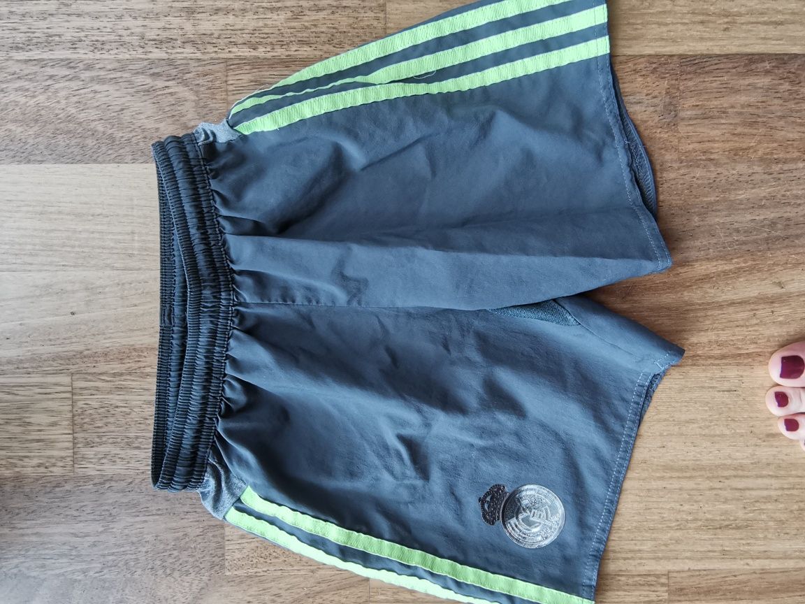 Spodenki piłkarskie adidas 122 128