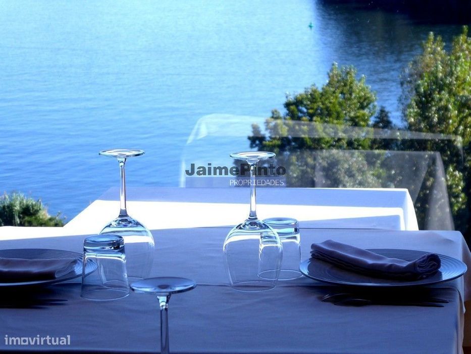 Restaurante de Prestígio. Portugal, Porto, Matosinhos.