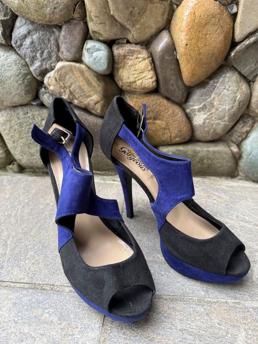 Жіночі босоніжки Georgeous your feet look