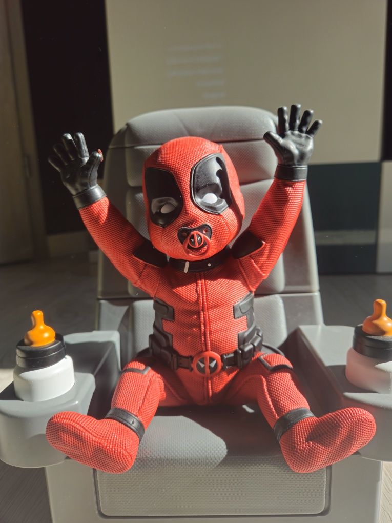 Figurka Babypool