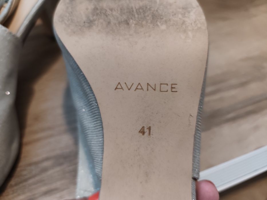 Sandália de cerimónia em prateado