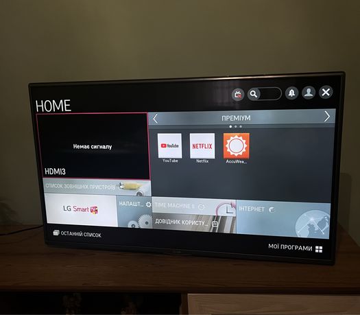 Телевізор LG 42” Smart TV