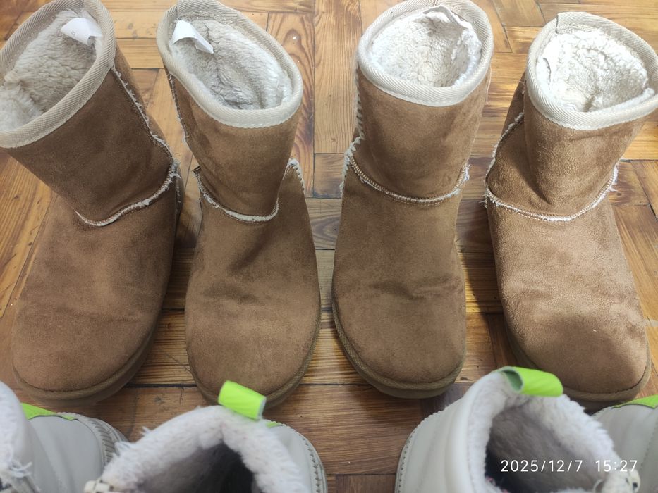 Взуття для двійні ботинки сапоги