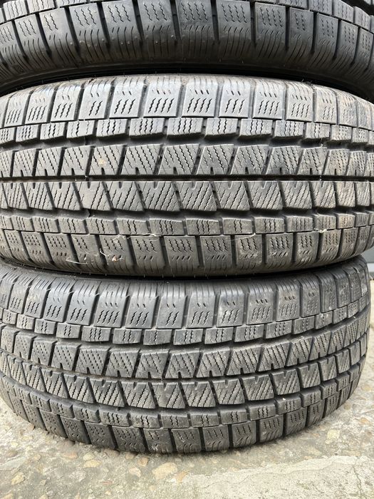 Зимові шини 215/60/17С 109/107Т Falken EuroWinter Van01