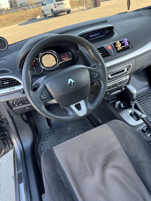 Рено Меган 3.Дизель.Автомат.