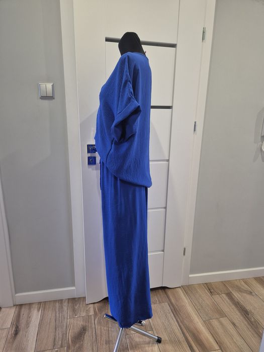 Nowy bez metki letni habrowy granatowy kostium  Xl bluzka i spodnie