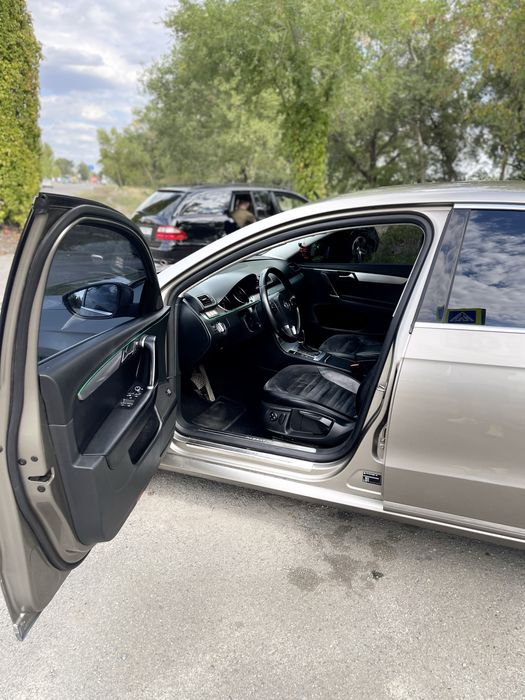 Продам свой Volkswagen Passat B7 (пассат) Highline 1.8 TSI DSG 2012рік