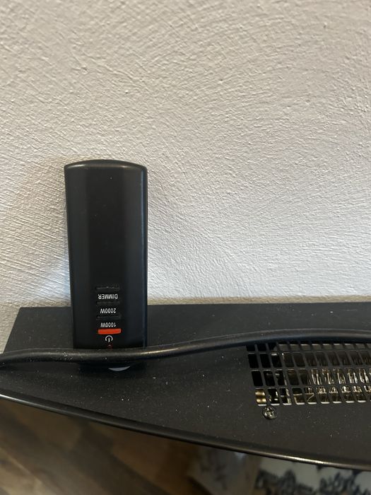 Grzejnik kominek elktr scienny