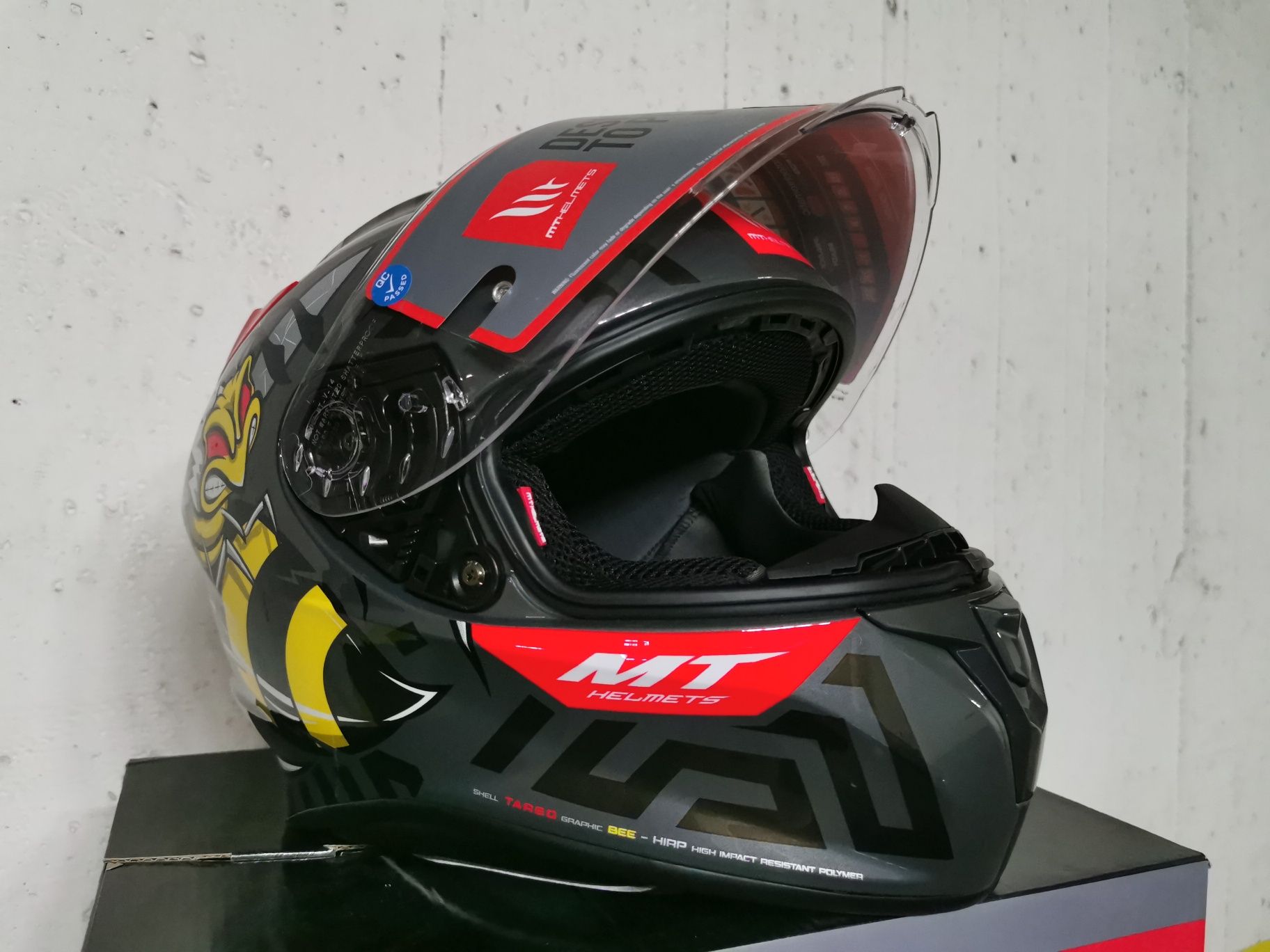 Capacete Integral MT FF106 Targo Fluor / Red ( S )( NOVO )