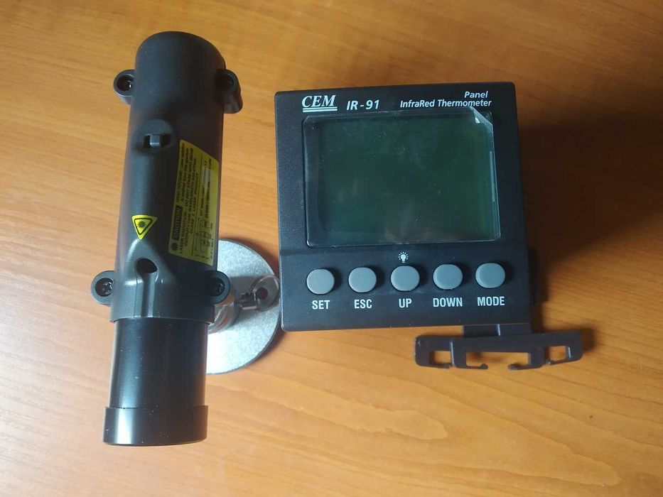 Стаціонарний пірометр 50:1 (-35 до +900) CEM IR-91