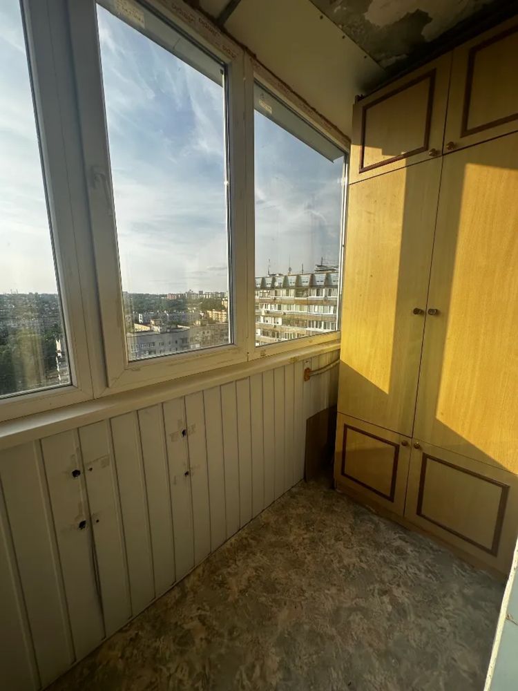 Продам 1к квартиру на Тополе
