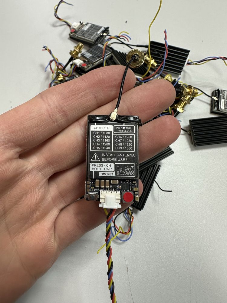 Відеопередавач VTX на 1.2, 1.3