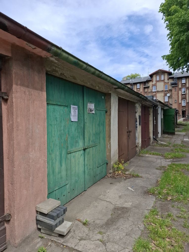 Garaż Murowany 16m² Siemianowice Śląskie przy ulicy Katowickiej