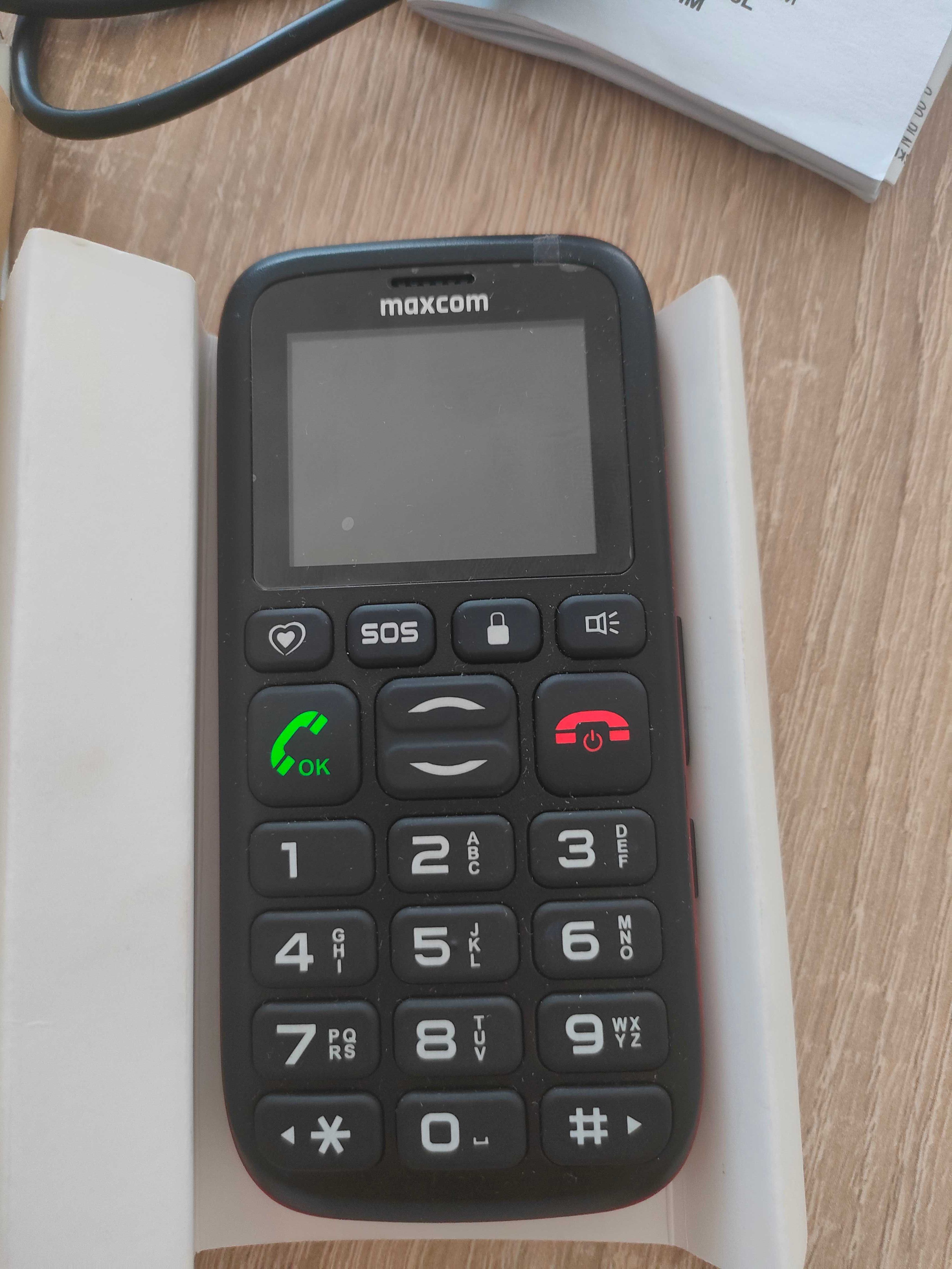 Telefon maxcom MM428L dla seniora i nie tylko prosty w obsłudze