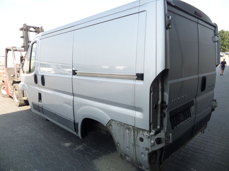 ĆWIARTKA NAROŻNIK SŁUPEK BOK LEWY TYŁ PEUGEOT BOXER II L1H1 KOLOR EZR