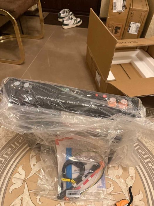 6.5 кВа інвертор Daxtromn+два 7,2кВт акумулятора Dyness B3  48V/150Ah