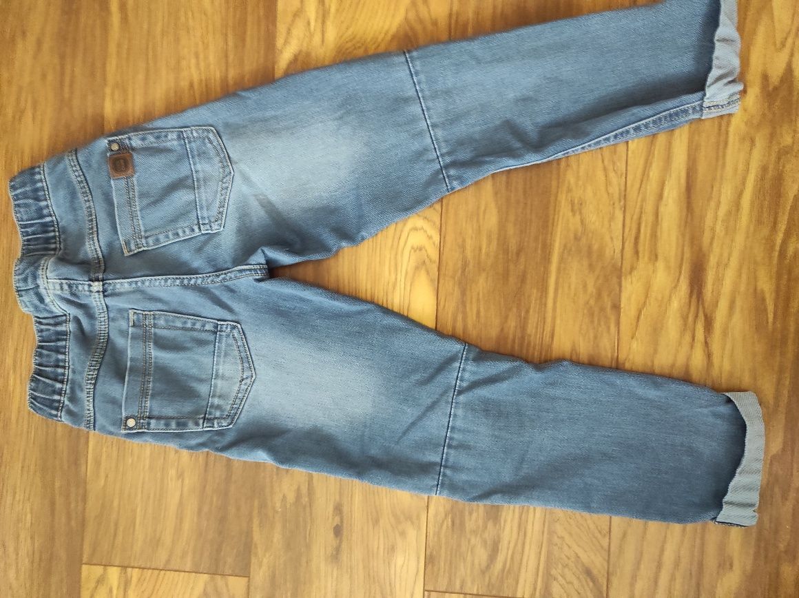 Spodnie jeans roz 134