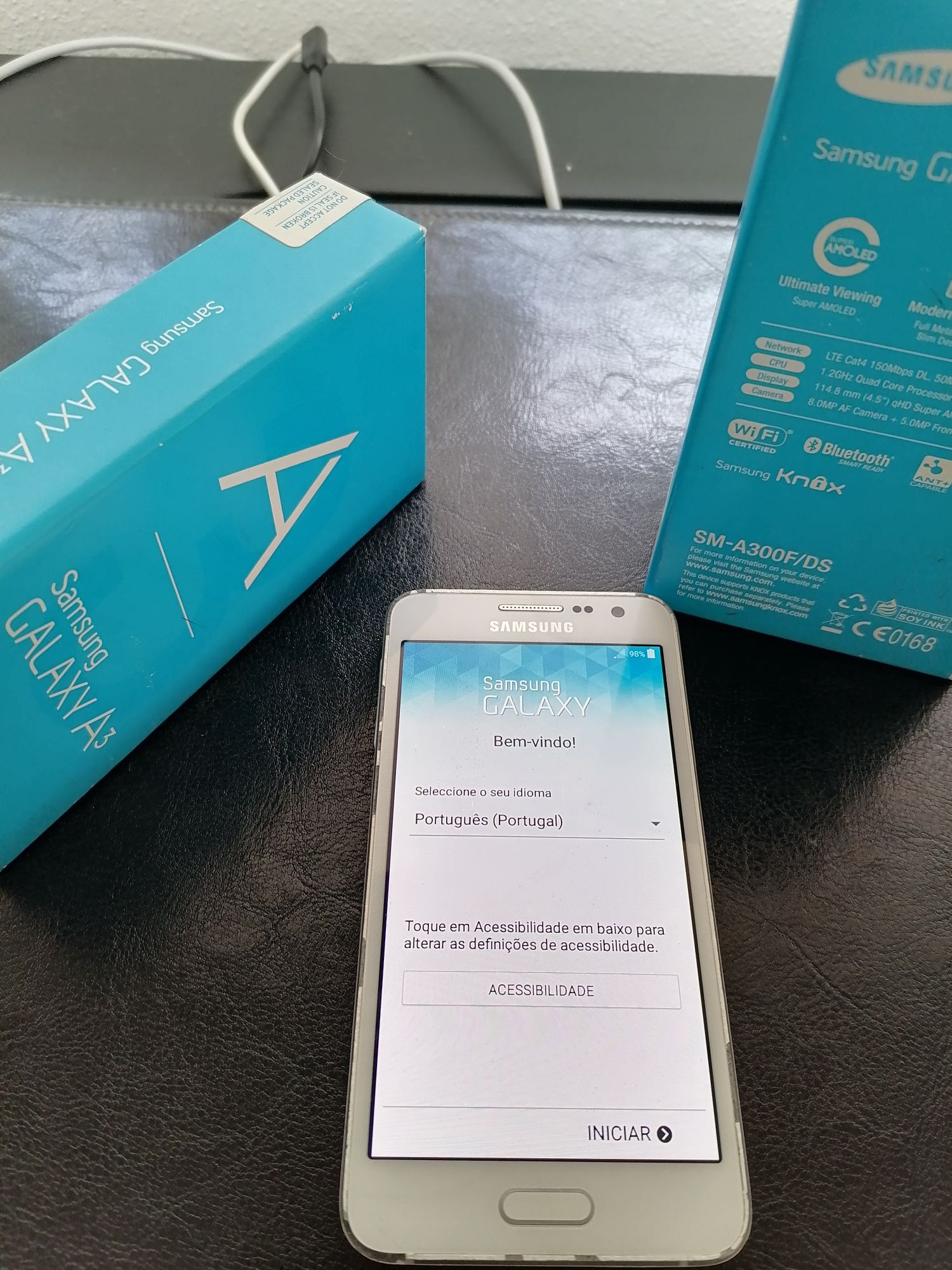 Samsung Galaxy A3 16GB