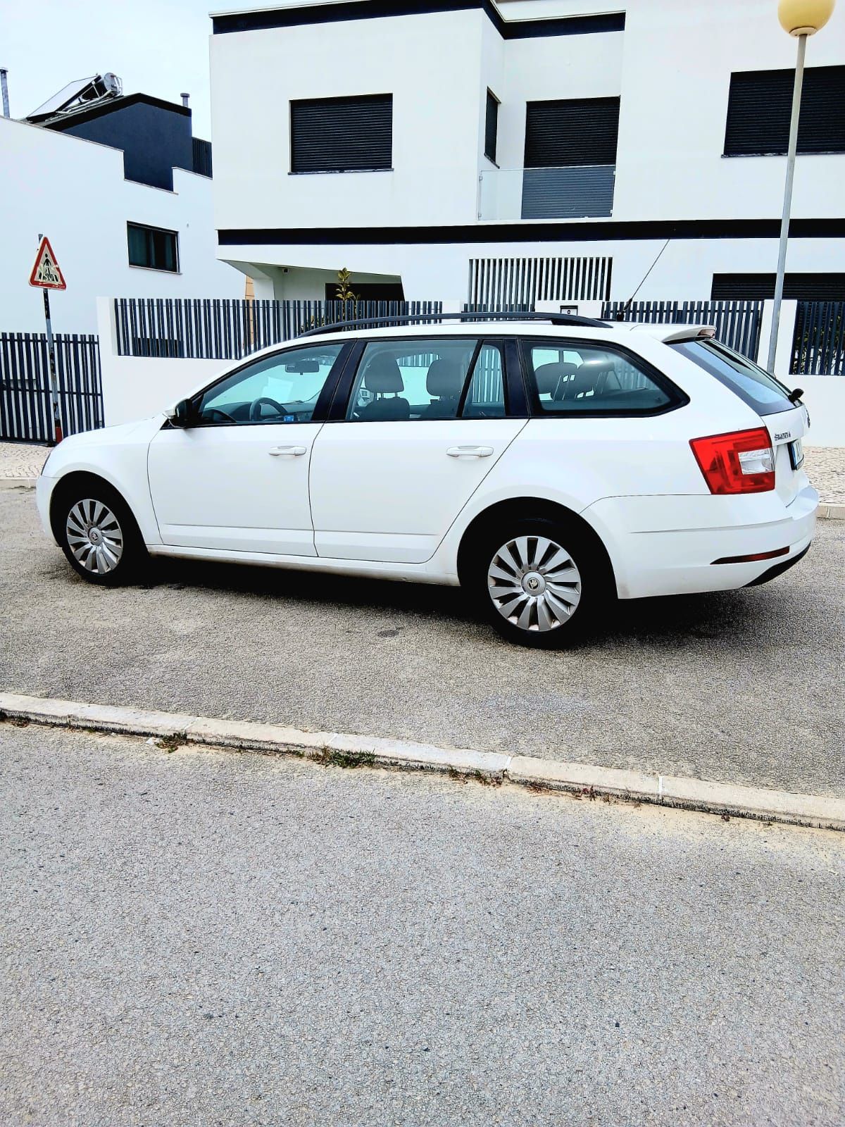 Skoda Octávia 1.6 Tdi