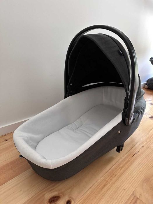Chicco Carrinho de Passeio Trio Best Friend Pro COMFORT i-Size