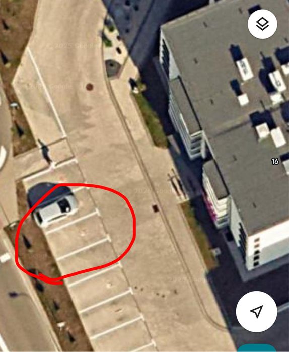 Miejsce postojowe Bora Komorowskiego 16