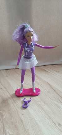 Barbie Gwiezdna surferka Sully