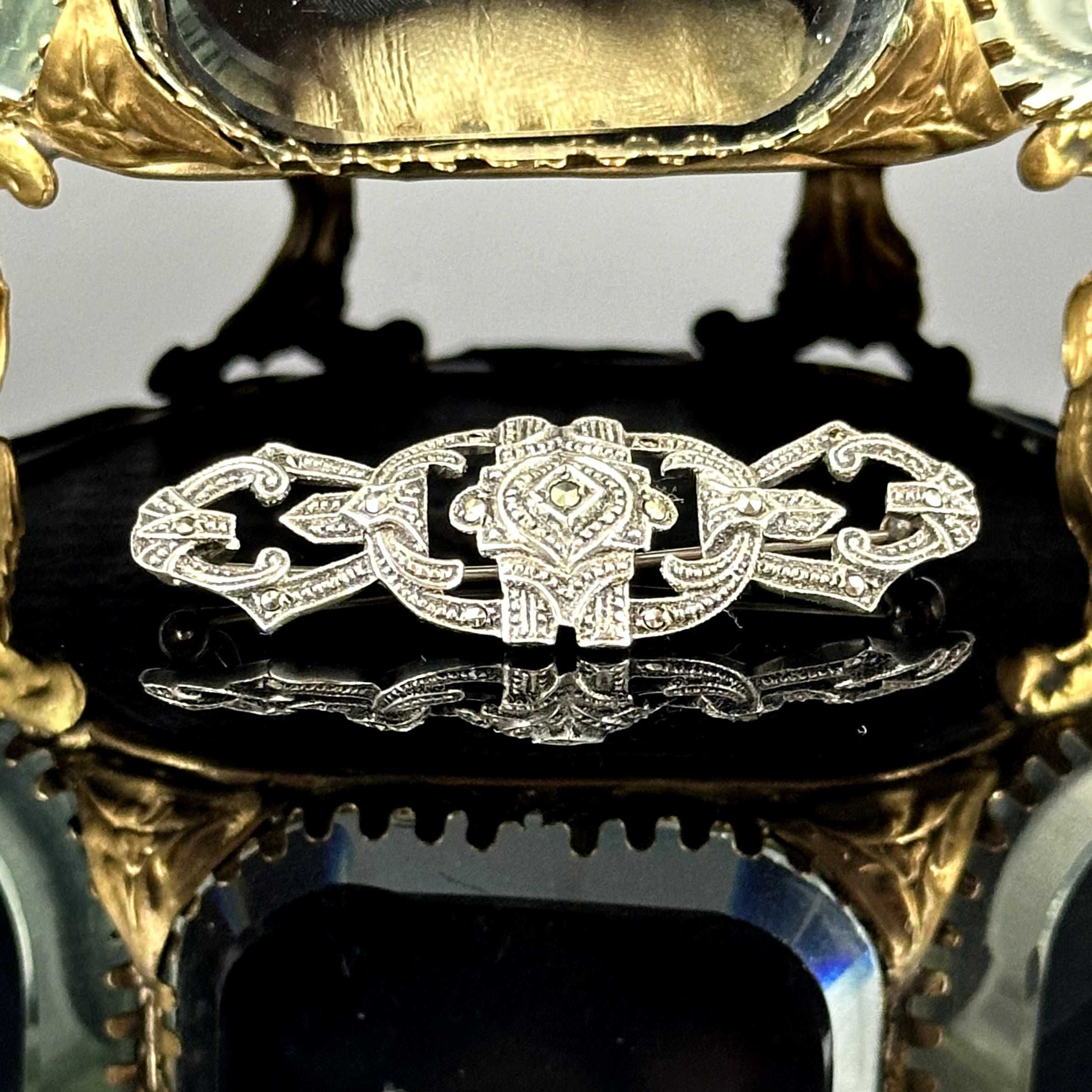 Srebro - Srebrna broszka - oryginał z ok. 1900 roku - próba srebra 835