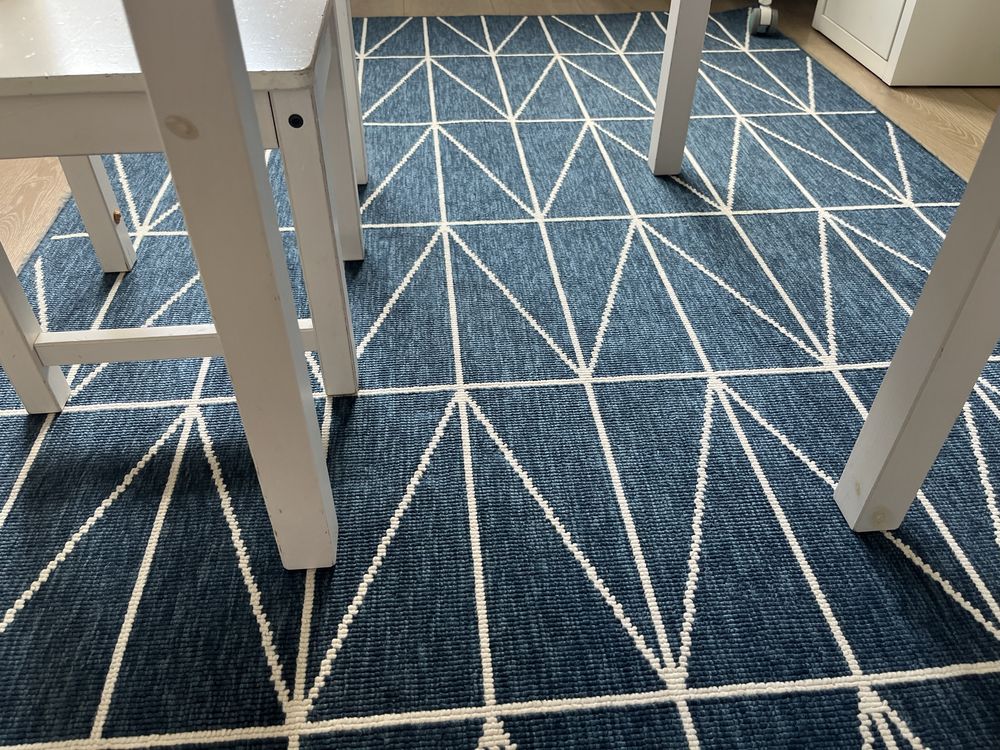 Ikea Sundvik stolik dzieciecy i krzeselko biale