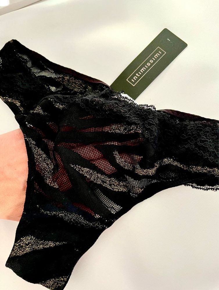 z metki 19,9 euro/ 85zł. Intimissimi nowe z metką) S/36 śliczne majtki