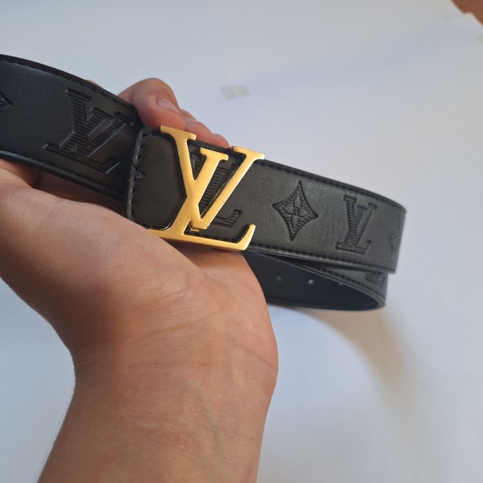 Luksusowy pasek Louis Vuitton w kolorze czarnym