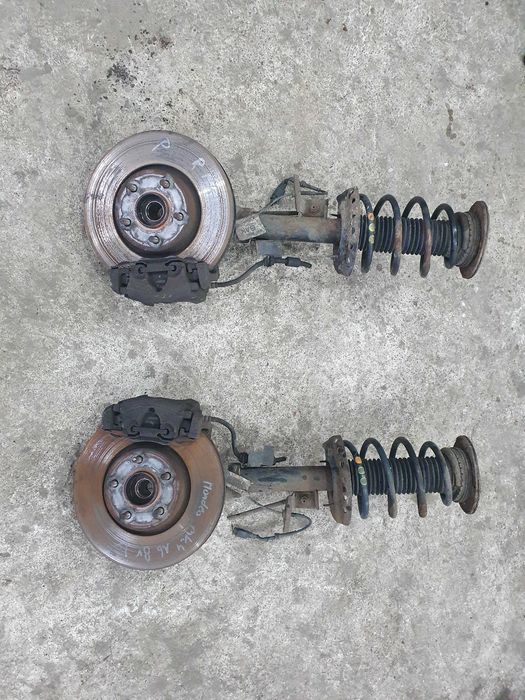 Zwrotnica Piasta amortyzator zacisk spreżyna Ford Mondeo mk4 1.6 pb