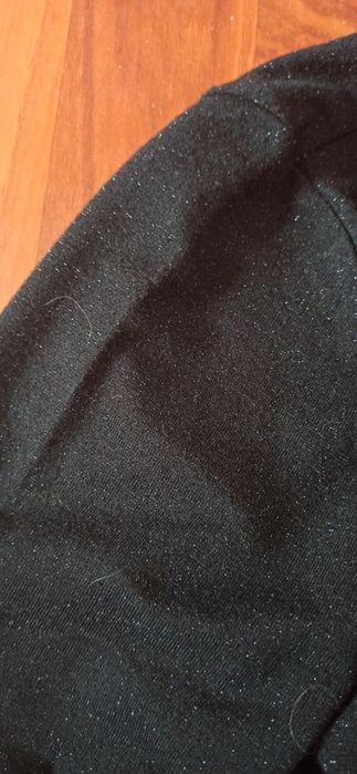Czarna sukienka nowa dekolt przód i dekolt plecy