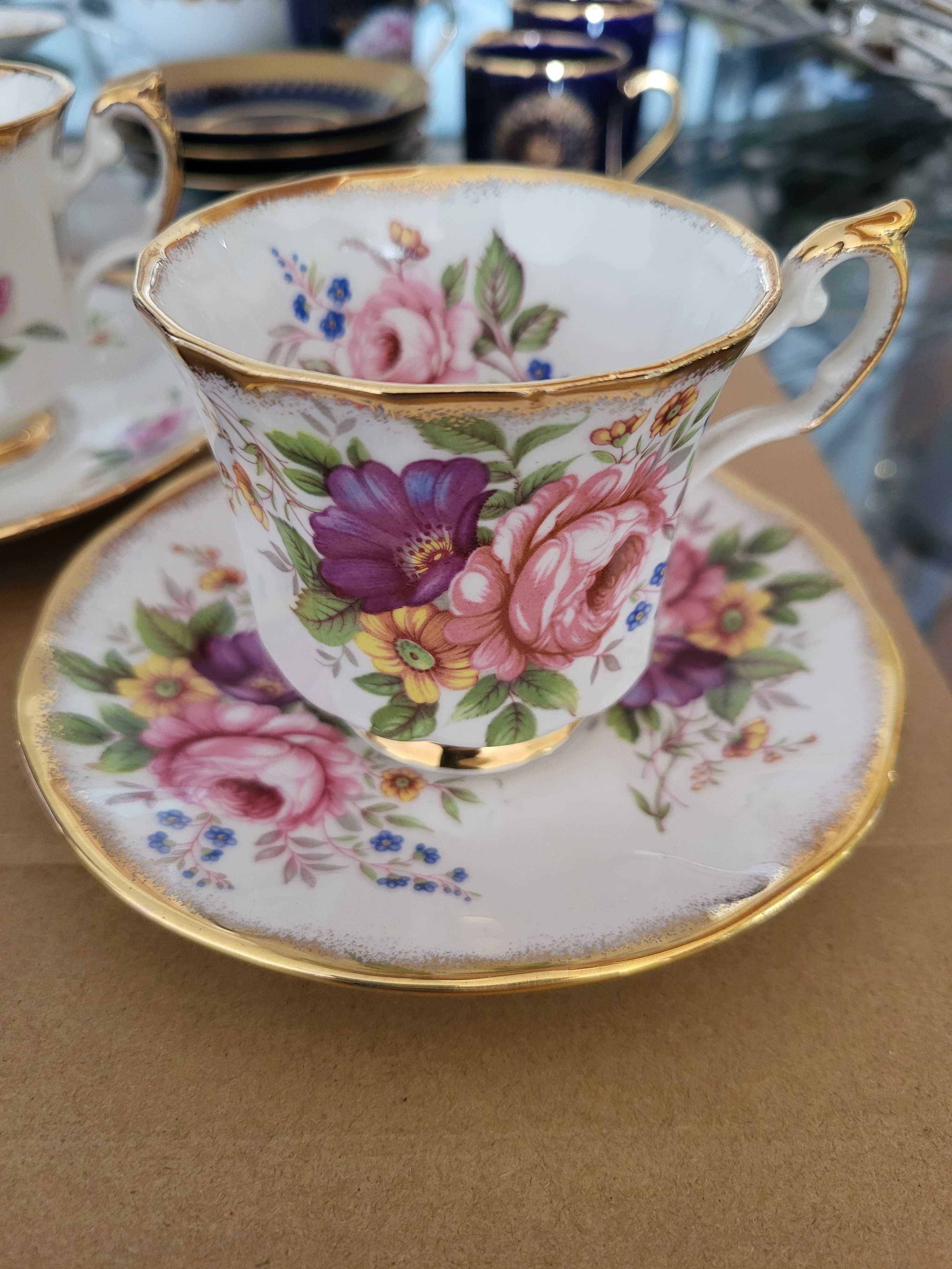 Conjunto Chávenas Flores - Elizabethan